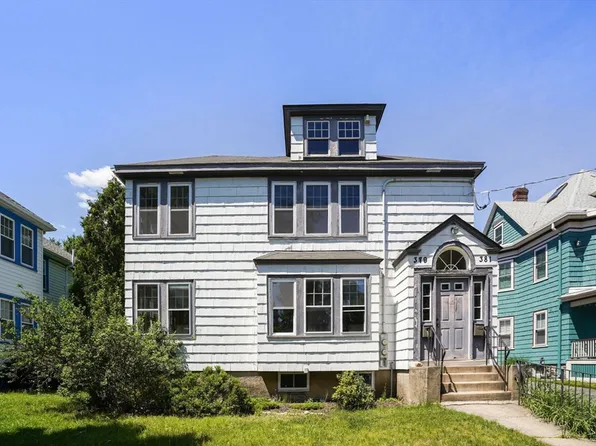 379-381 Newtonville Ave, Newtonville, MA 02460