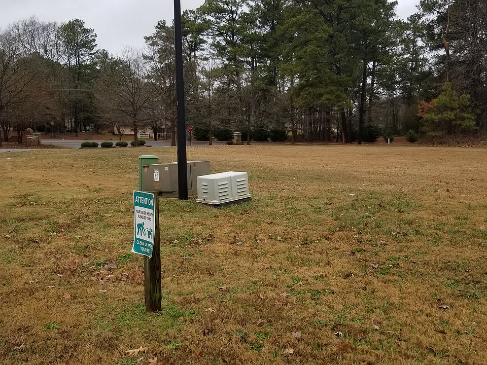 2nd image of 1015 Avalon Ter Lot 9