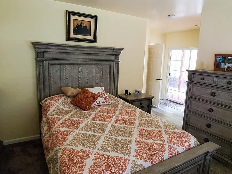 1009 Bear Claw Rd — Photo 4