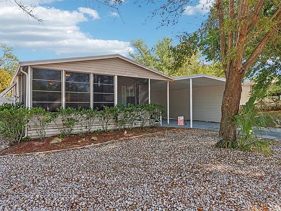 2nd image of 39 Maplehurst Ave