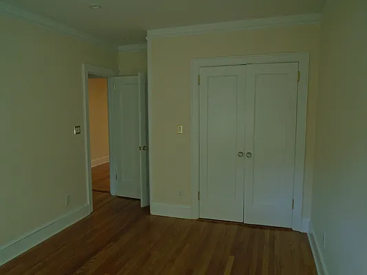 Rented by 18 REALTY | media 14
