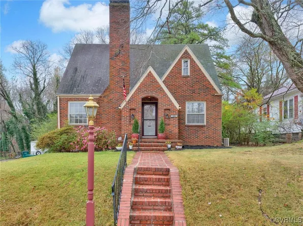 406 Glenn St, Farmville, VA 23901