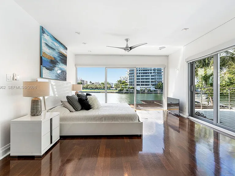 9380 Bay Dr — Photo 31