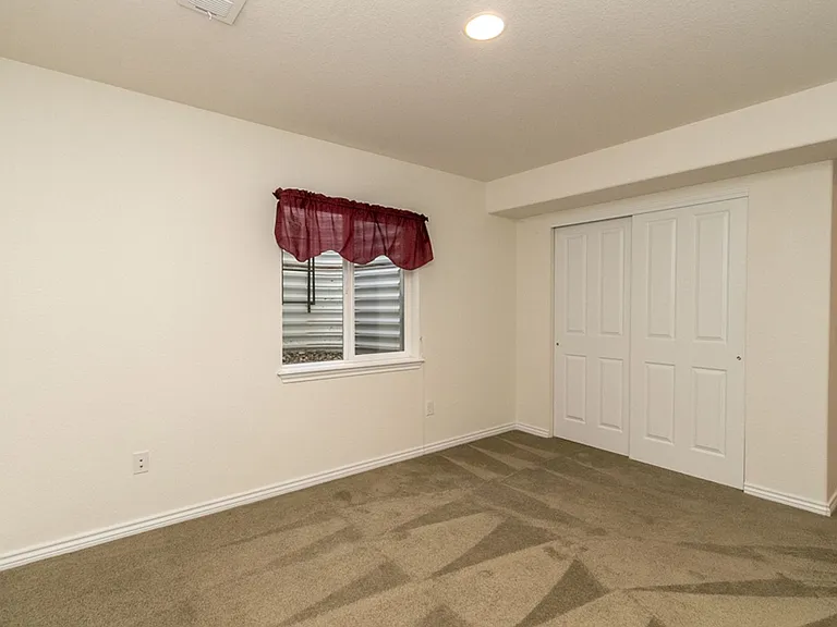 711 Windflower Dr — Photo 23