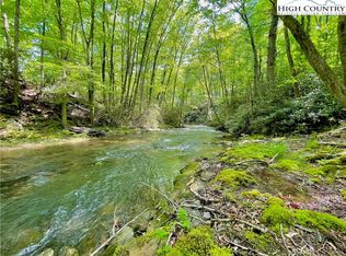 127 Stone Ledge Ln, Blowing Rock, NC 28605