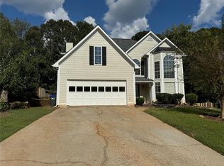 2525 Suwanee Lakes Trl, Suwanee, GA 30024
