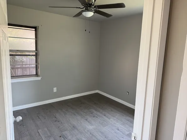 2926 Eastbrook Dr, Mesquite, TX 75150