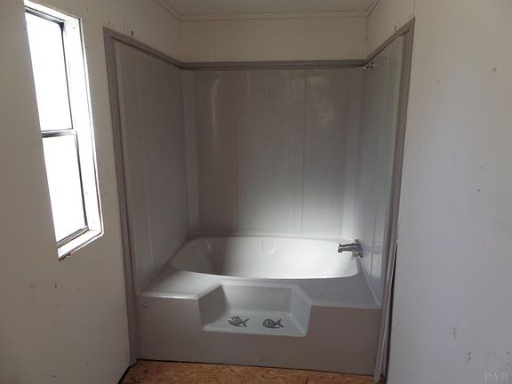 3rd image of 5097 Green Springs Dr