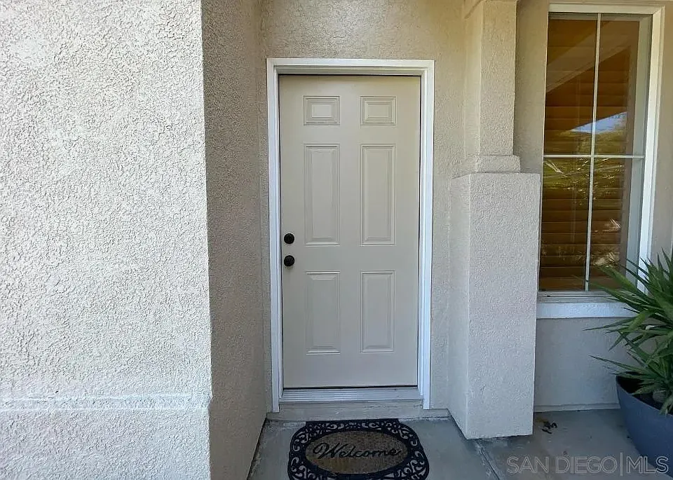 1863 Almagro Ln