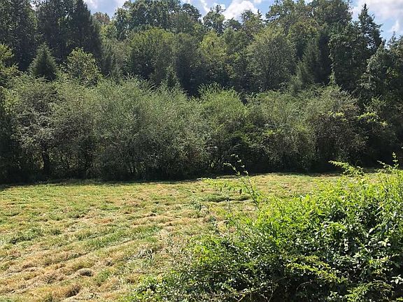 5th image of 3839 Chatsworth Hwy