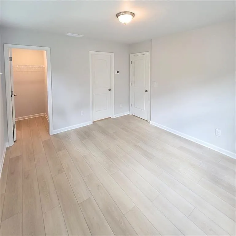 4 bed, 3.5 bath, $2,700 — Photo 4