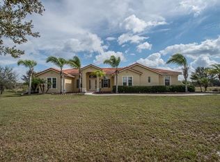 5020 Lake Toscana Dr, Wimauma, FL 33598