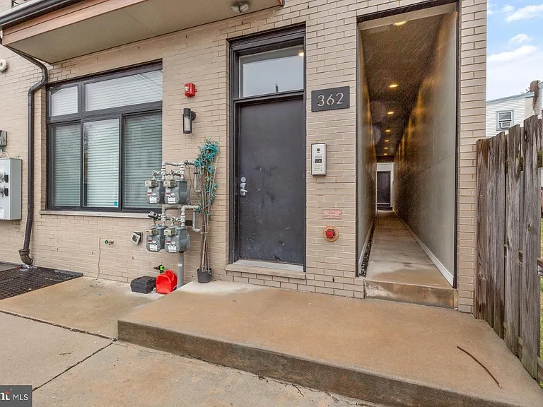 362 Monastery Ave #1F — Photo 18