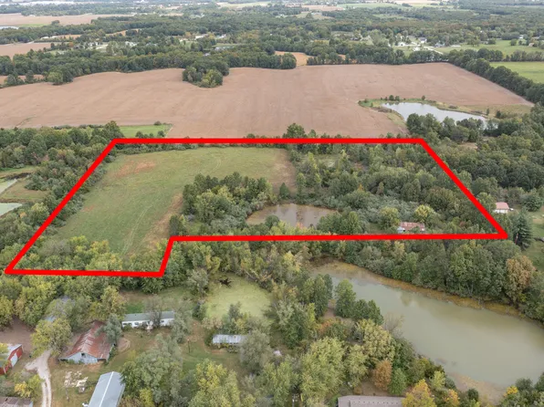 2583 County Road 2355, Moberly, MO 65270