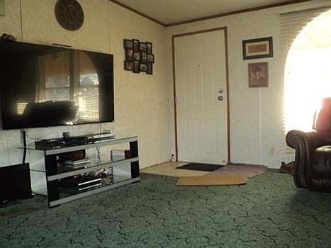4th image of 26 Cosmos Ln