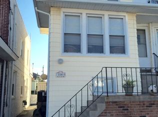 118 N Wyoming Ave, Ventnor, NJ 08406