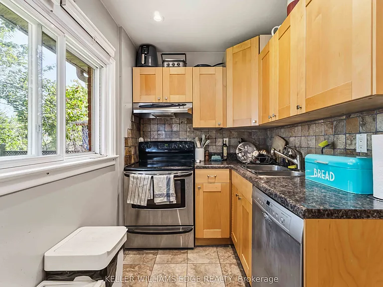 21 Sheridan Ln — Photo 20