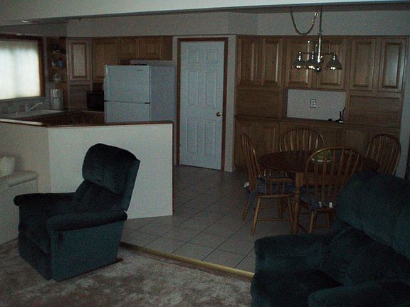 3rd image of 12886 Beresford Dr