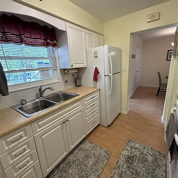 3900 Roxane Blvd #8B — Photo 7