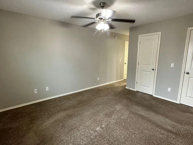 2900 SW Amberwood Ave #2 — Photo 18