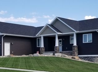 3947 Lone Peak Dr, Bismarck, ND 58503