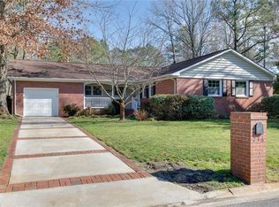736 Queen Elizabeth Dr, Virginia Beach, VA 23452