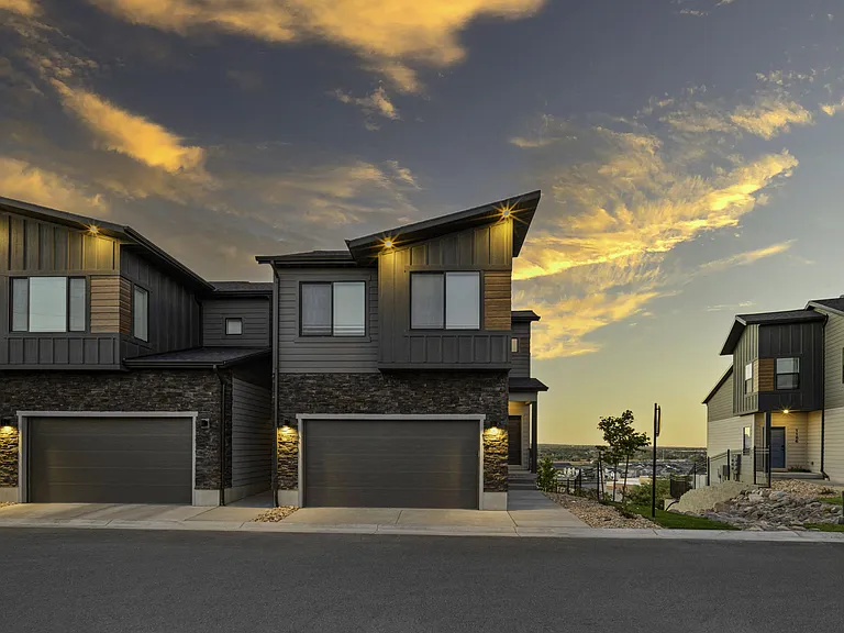 Banner Hill Townhomes — Photo 53