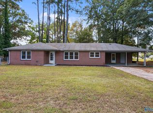 1011 Betty St SW, Decatur, AL 35601