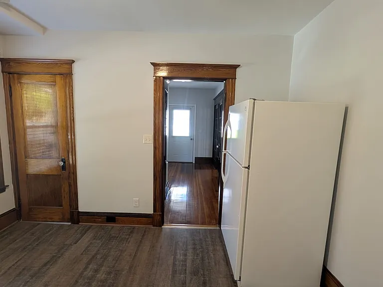 8 Howard Ave #1 — Photo 3