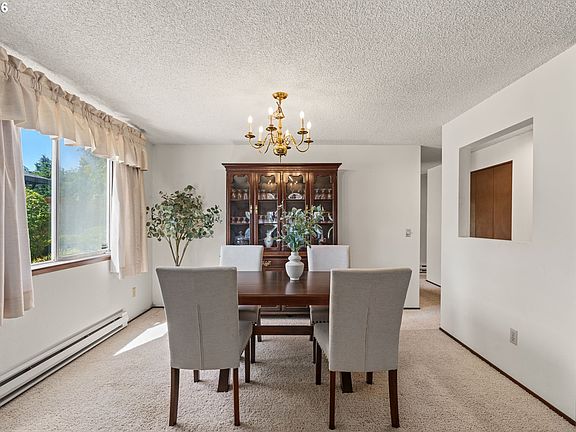 5th image of 20609 SW 94th Ave