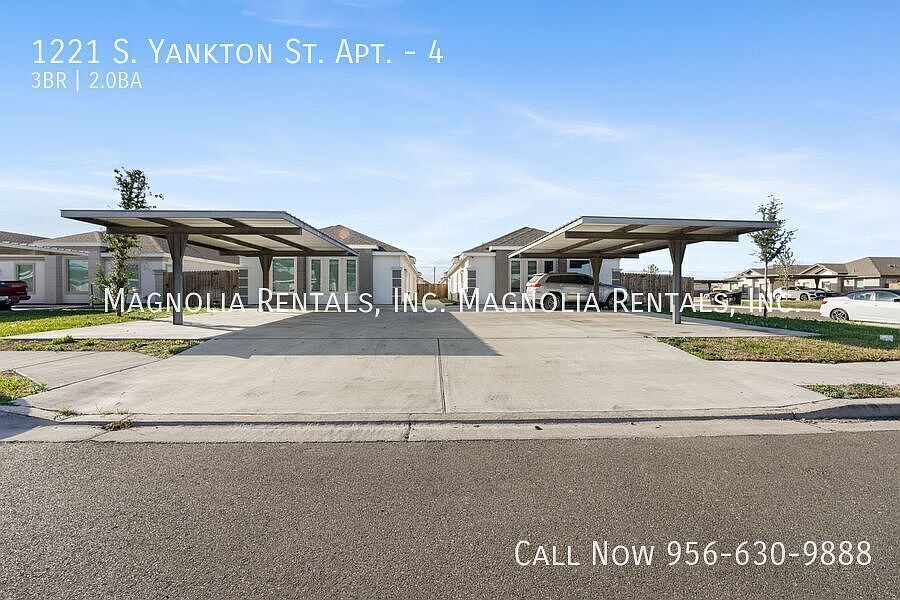 1st image of 1221 S Yankton St #4