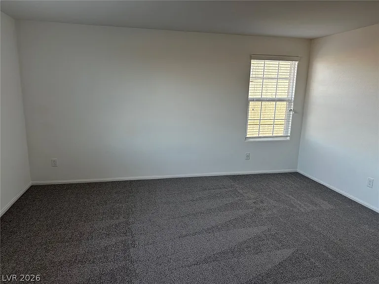 512 Ylang Pl — Photo 10