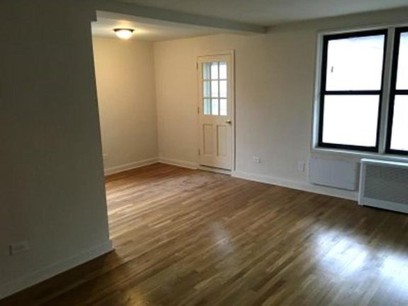 3rd image of 5611 94th St APT 6N
