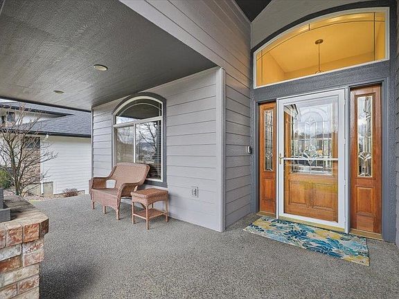 5th image of 24314 E Pinehurst Ln