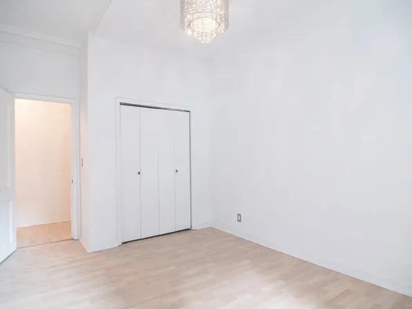 161 West 54th Street image 17 of 18