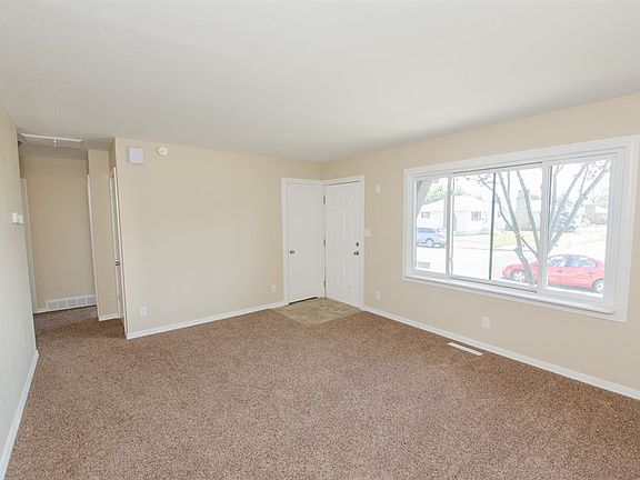 3rd image of 3903 E Marietta Ave