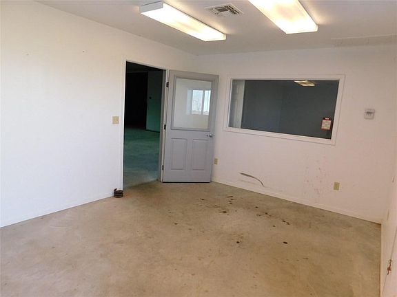 4th image of 658 County Road 315