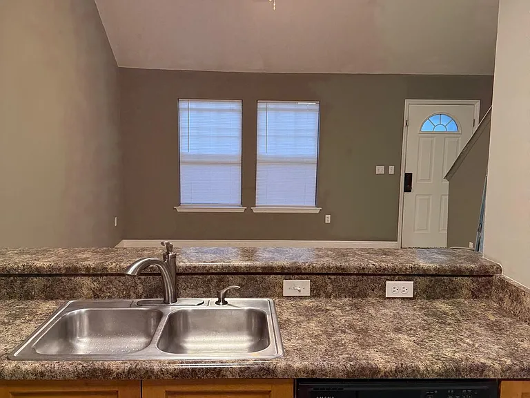 3263 Sugar Berry Way — Photo 7