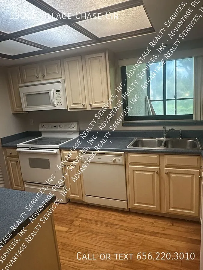 Carrollwood Village Chase - Gated Community — Photo 4