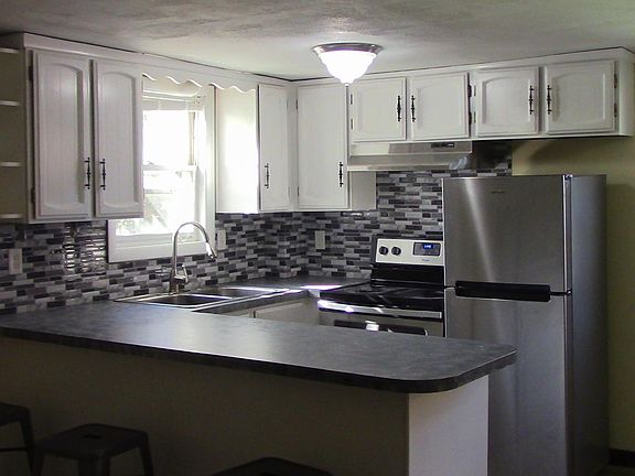 2nd image of 207 Whitehall Ave #3