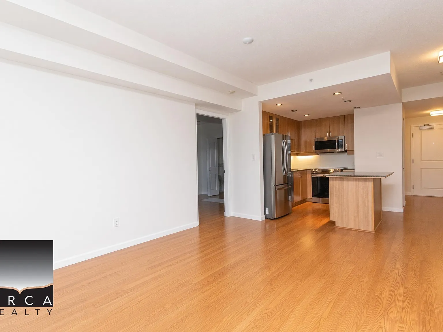 2 bed, 903 sqft, $2,800 — Photo 3