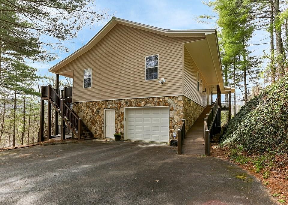 1st image of 4115 Twiggs Dr