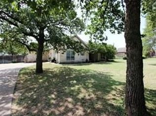 210 Carriage Oaks Dr, Liberty Hill, TX 78642