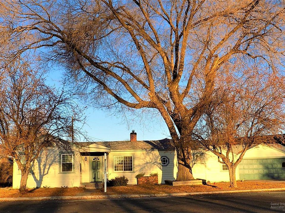 1st image of 595 NE Ochoco Ave