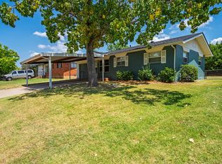 2516 Queensbury Rd, Moore, OK 73160