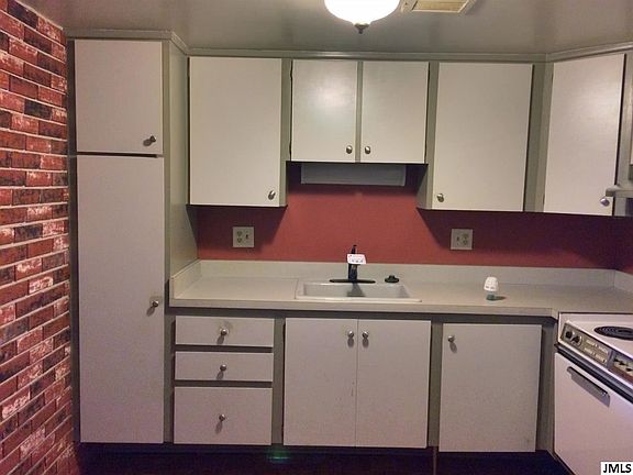 2nd image of 715 W Michigan Ave APT 302