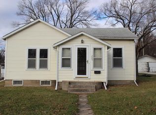 205 E Sheridan St, Macon, MO 63552