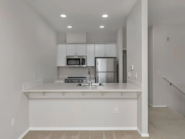 4745 SW 2nd Ave — Photo 9
