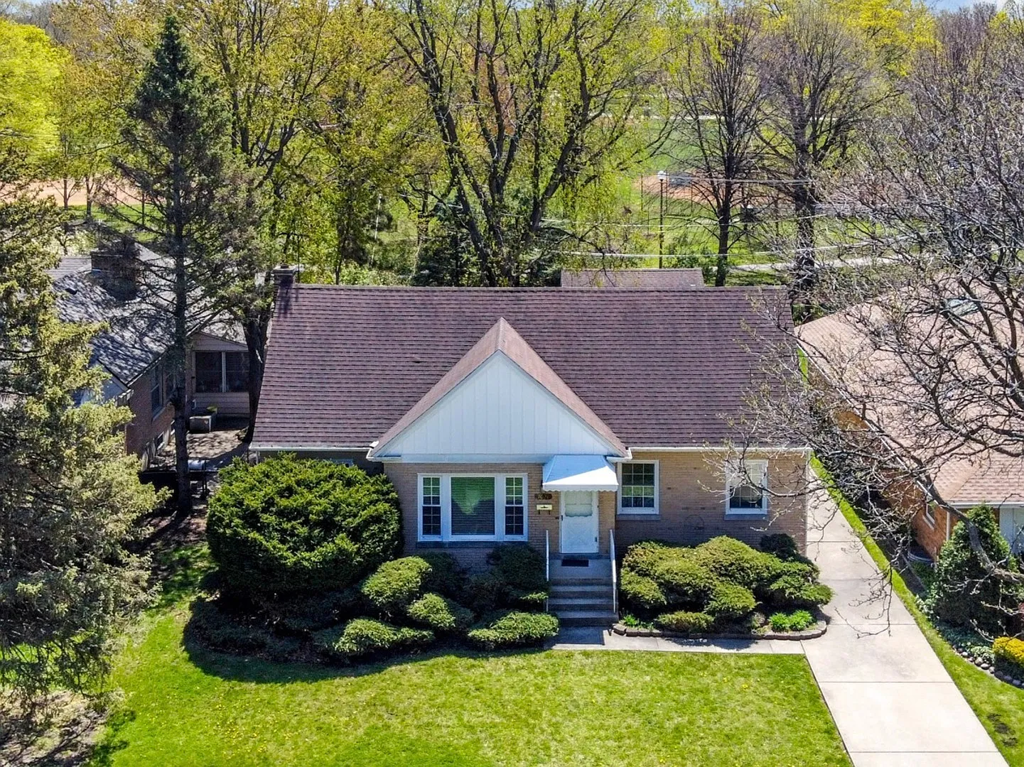 7021 N McAlpin Ave photo 1