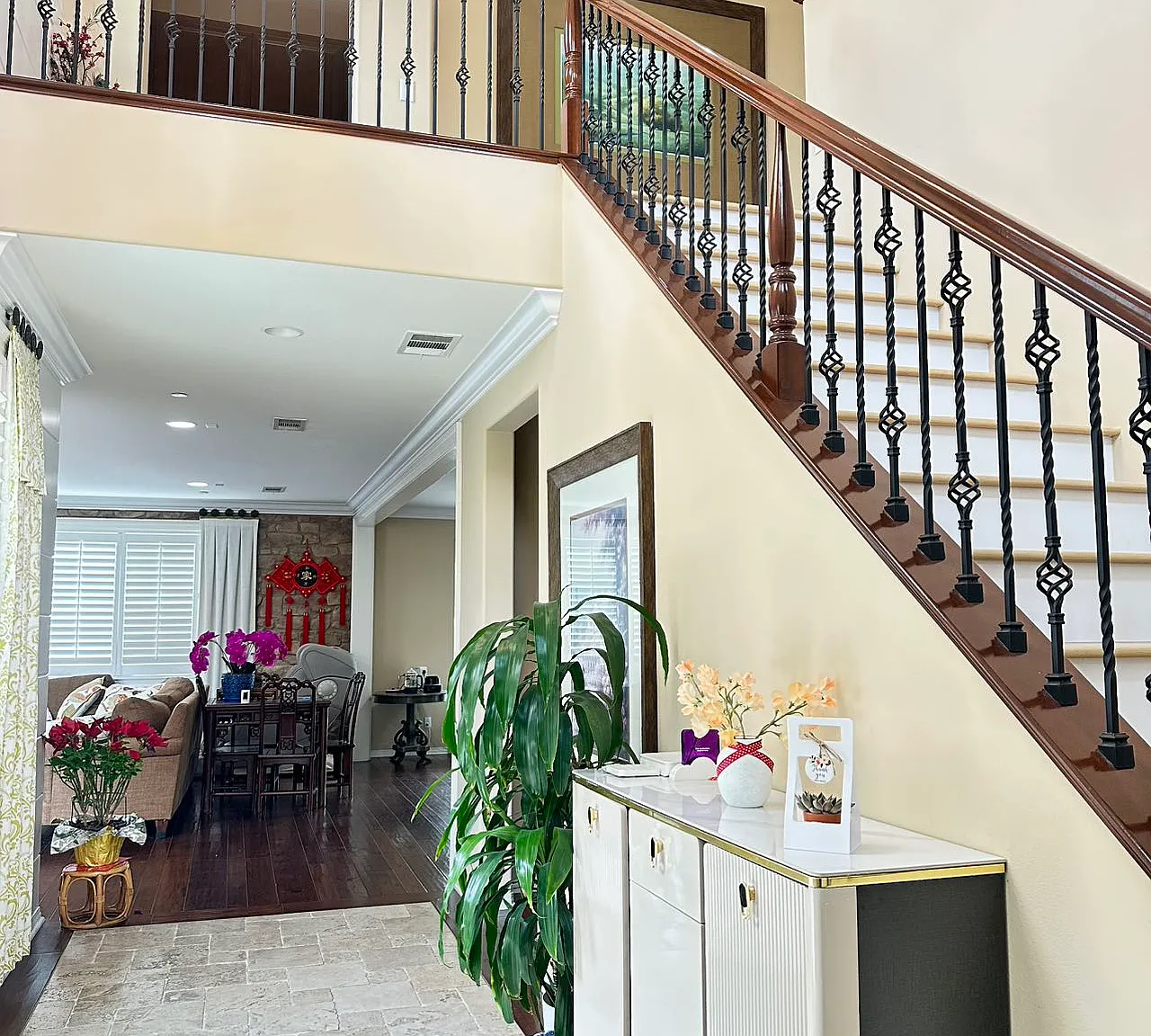 5 bed, 3630 sqft, $5,000 — Photo 3